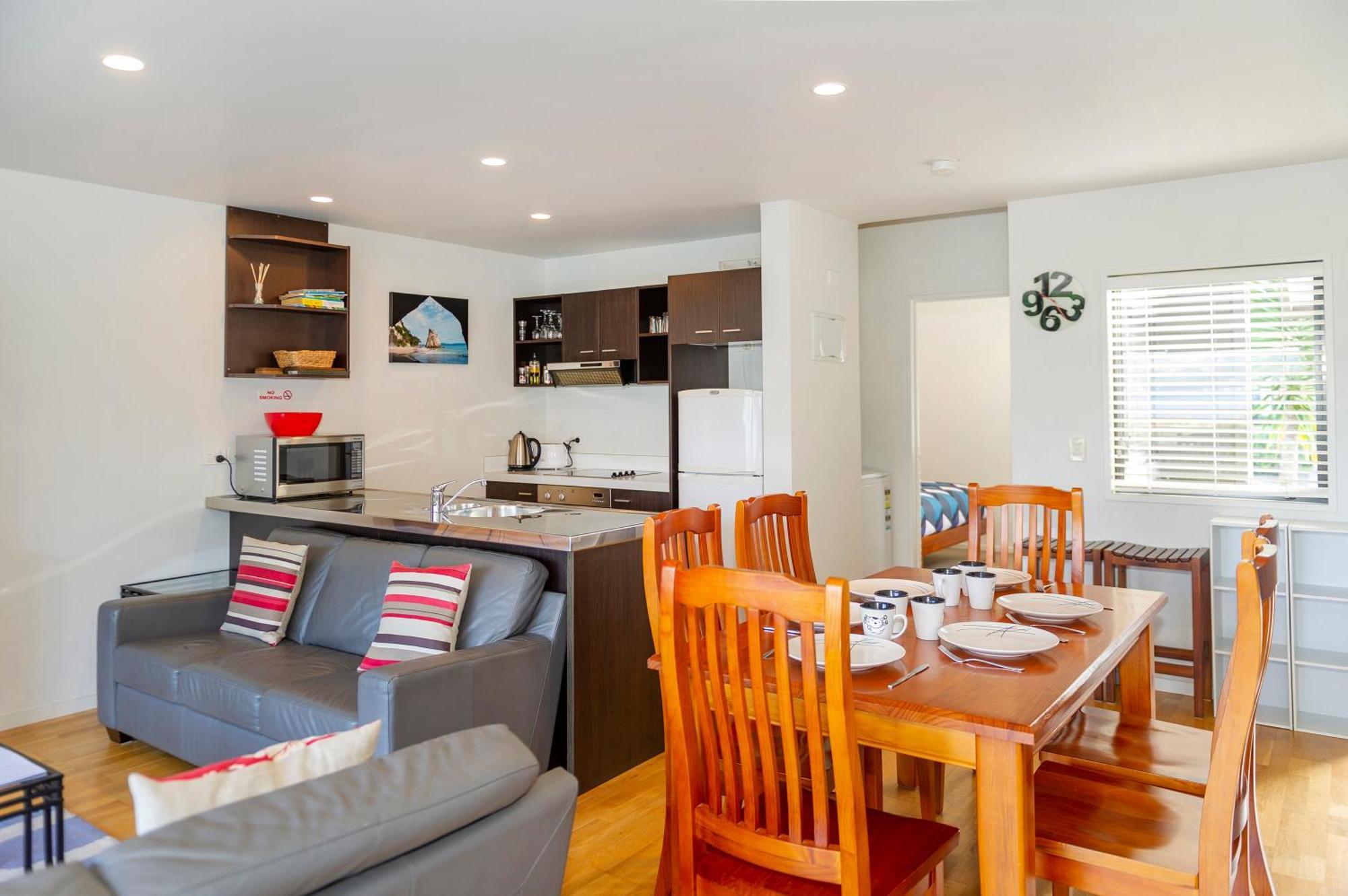 Aqua Soleil Beachfront Apartment Whitianga Exterior foto